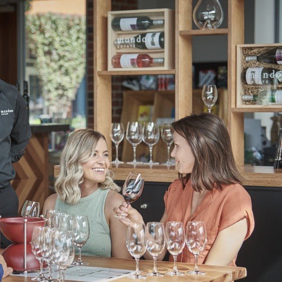 Brewery Tour At Mandoon Estate - We Wander