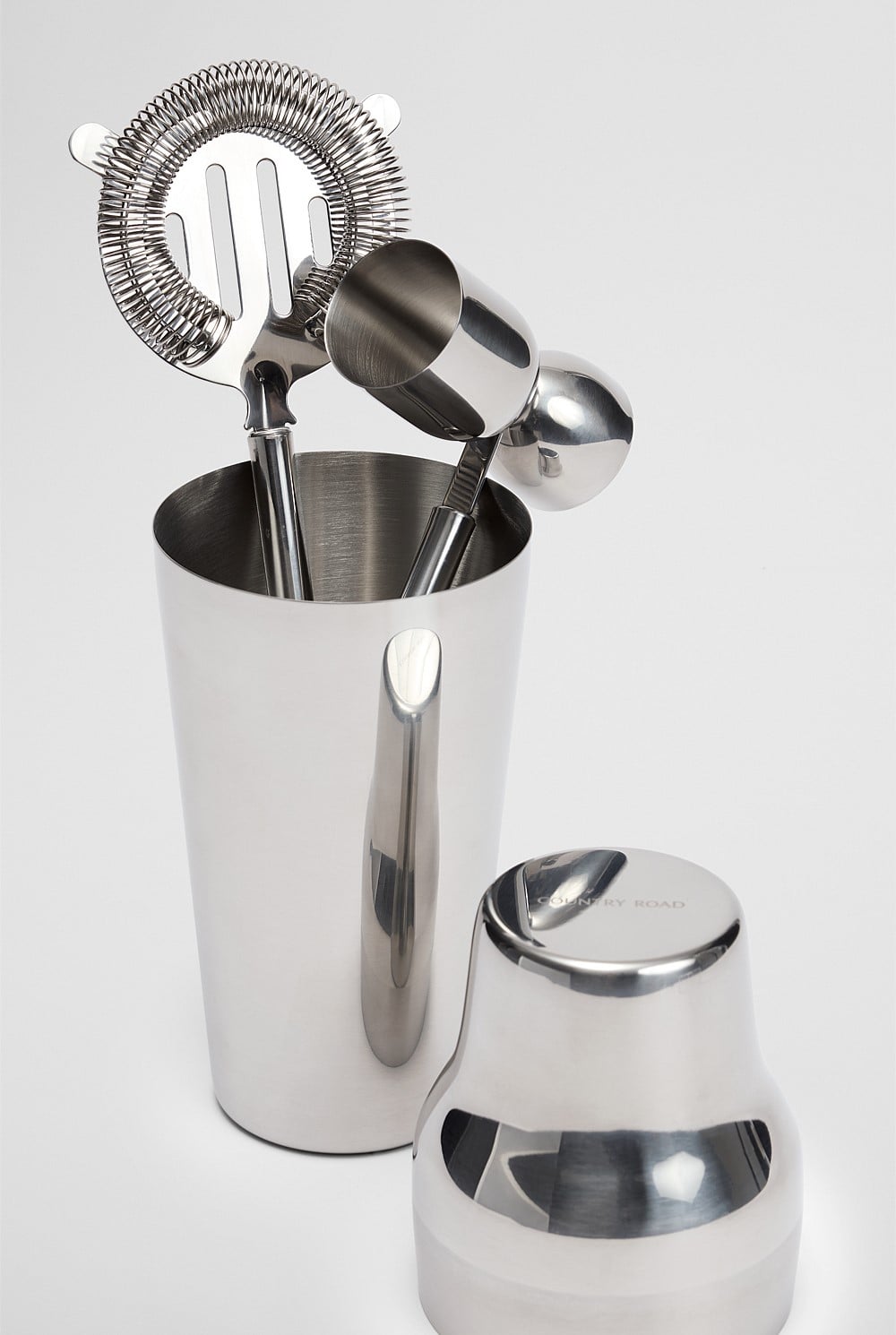 Country Road Polly Shaker Set - We Wander