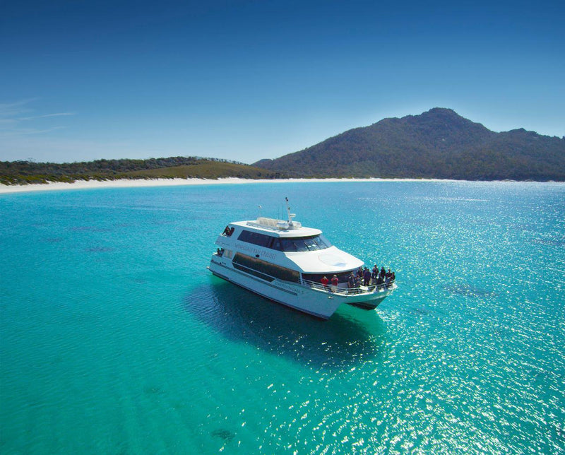 Wineglass Bay Cruises - Vista Lounge With Ploughmans Lunch - We Wander